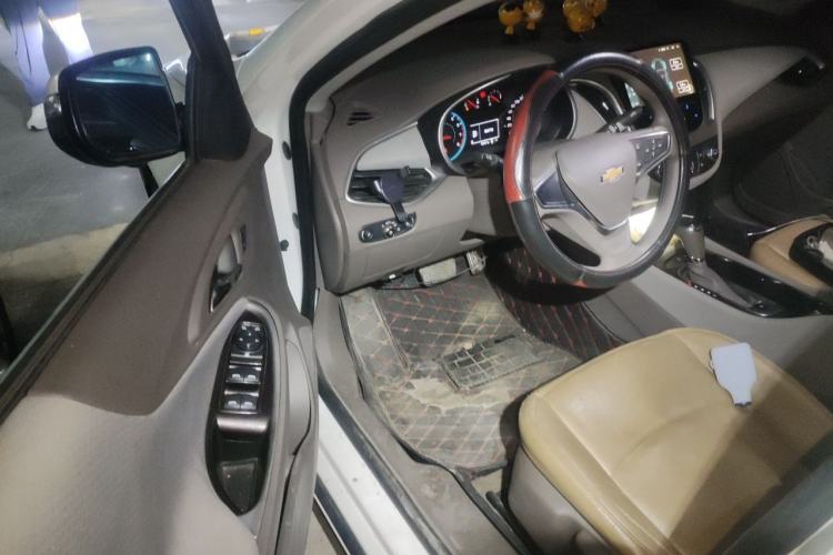 Used Chevrolet Malibu XL 2016 1.5T Dual-Clutch Enjoyment Edition Driver Seat