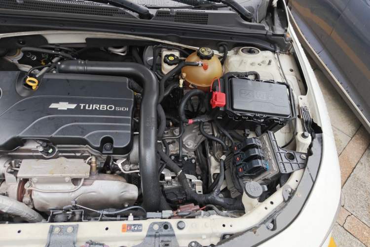 Used Chevrolet Malibu XL 2016 1.5T Dual-Clutch Ruichi Edition Engine Bay Left