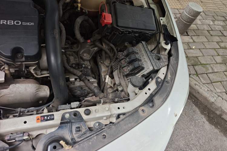 Used Chevrolet Malibu XL 2016 1.5T Dual-Clutch Ruichi Edition Engine Bay Left