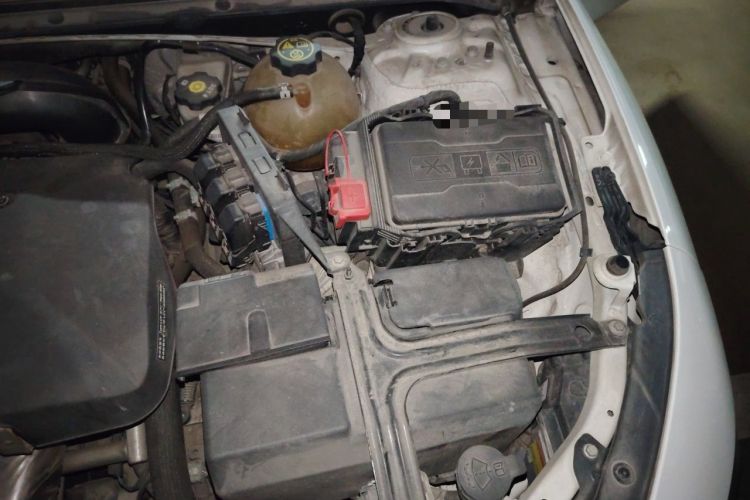 Used Chevrolet Malibu XL 2016 2.5L Automatic RuiZun Edition Engine Bay Left