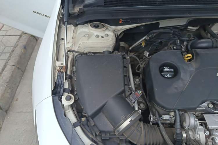 Used Chevrolet Malibu XL 2016 1.5T Dual-Clutch Ruichi Edition Engine Bay Right
