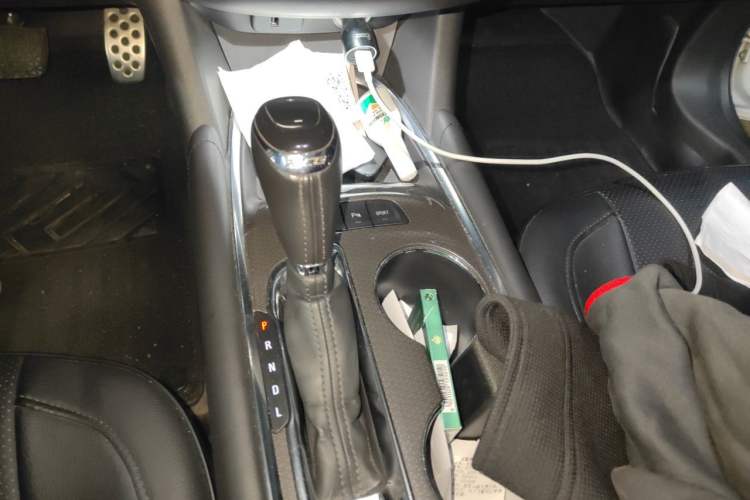 Used Chevrolet Malibu XL 2016 1.5T Dual-Clutch Ruichi Edition Gear Lever