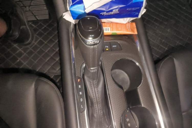 Used Chevrolet Malibu XL 2016 1.5T Dual-Clutch Ruichi Edition Gear Lever
