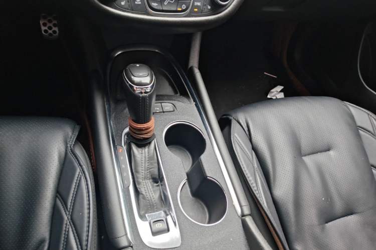 Used Chevrolet Malibu XL 2016 1.5T Dual-Clutch Ruichi Edition Gear Lever