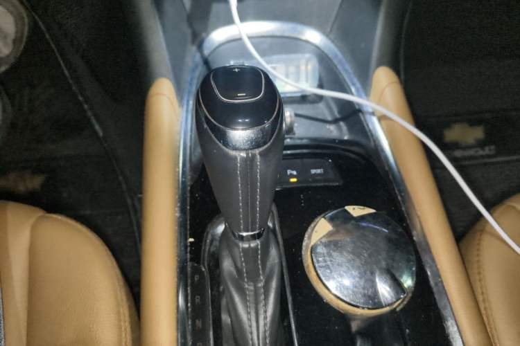 Used Chevrolet Malibu XL 2016 1.5T Dual-Clutch Ruichi Edition Gear Lever