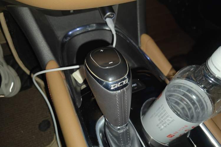 Used Chevrolet Malibu XL 2016 1.5T Dual-Clutch Ruichi Edition Gear Lever
