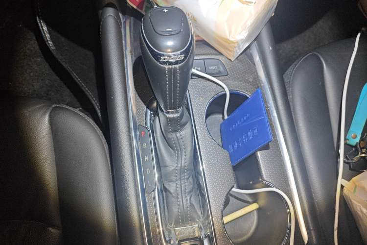 Used Chevrolet Malibu XL 2016 1.5T Dual-Clutch Ruichi Edition Gear Lever