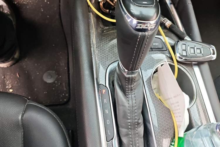 Used Chevrolet Malibu XL 2016 1.5T Dual-Clutch RuiShang Edition Gear Lever