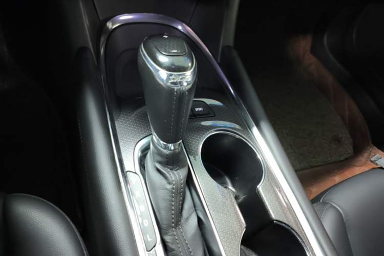 Used Chevrolet Malibu XL 2016 1.5T Dual-Clutch Ruichi Edition Gear Lever