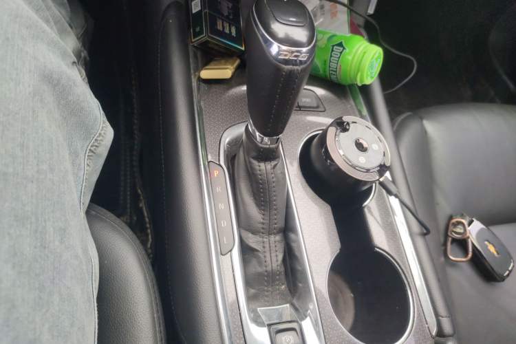 Used Chevrolet Malibu XL 2016 1.5T Dual-Clutch Ruichi Edition Gear Lever