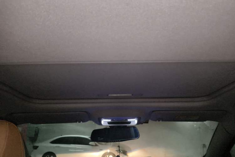 Used Chevrolet Malibu XL 2016 1.5T Dual-Clutch Ruichi Edition Headliner