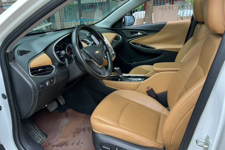 Used Chevrolet Malibu XL 2016 1.5T Dual-Clutch RuiShang Edition Interior 3