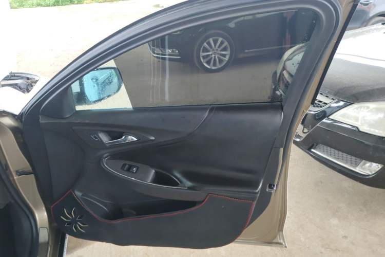Used Chevrolet Malibu XL 2016 1.5T Dual-Clutch Ruichi Edition Interior 5