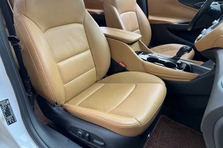 Used Chevrolet Malibu XL 2016 1.5T Dual-Clutch RuiShang Edition Interior 5