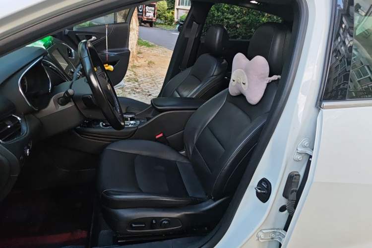 Used Chevrolet Malibu XL 2016 1.5T Dual-Clutch Ruichi Edition Left Front Seat