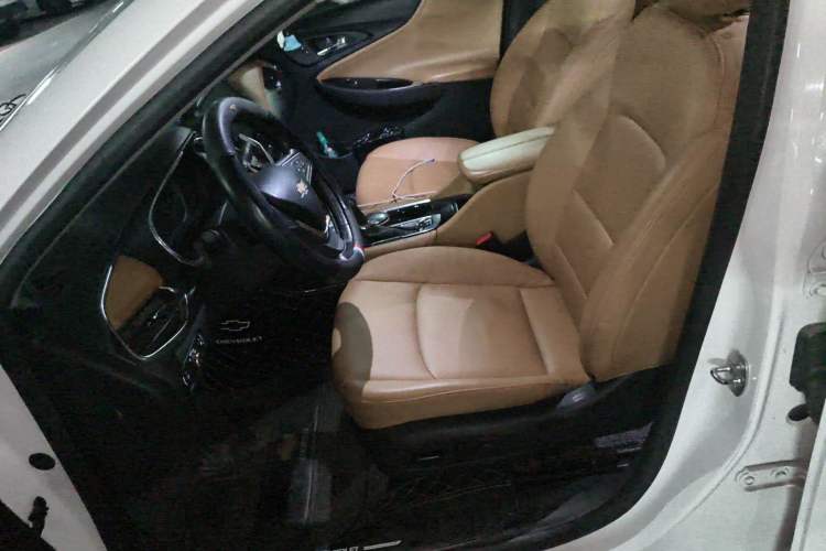 Used Chevrolet Malibu XL 2016 1.5T Dual-Clutch Ruichi Edition Left Front Seat