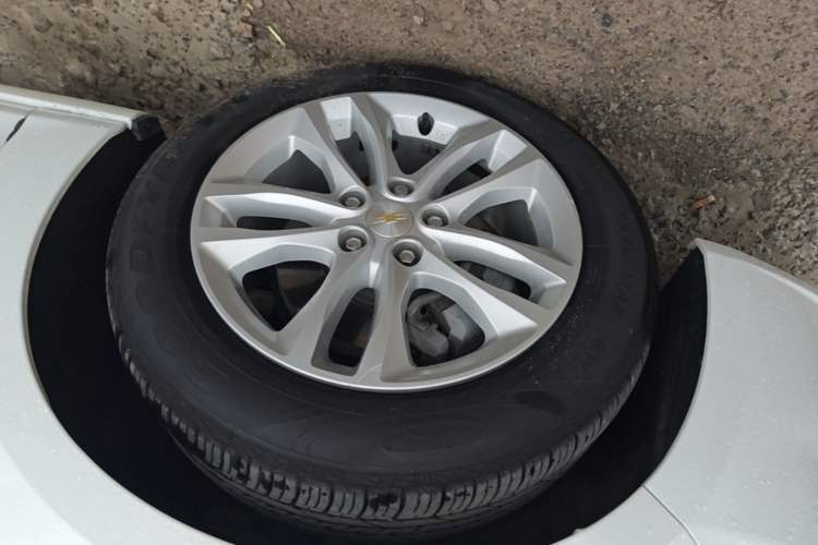 Used Chevrolet Malibu XL 2016 1.5T Dual-Clutch Ruichi Edition Left Front Wheel Hub
