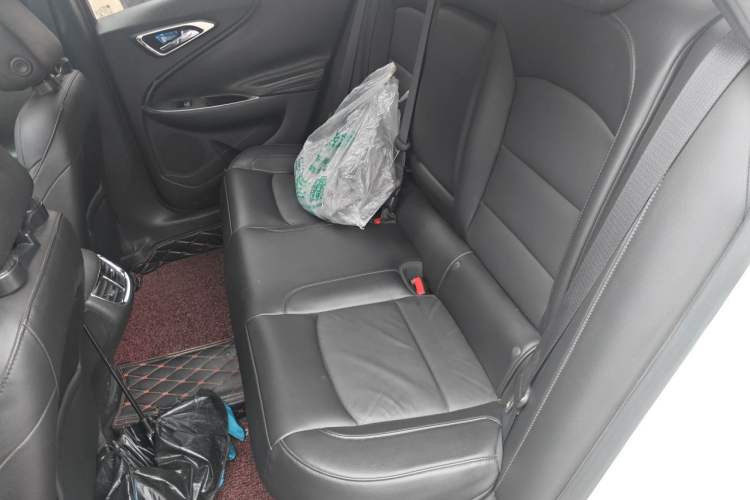 Used Chevrolet Malibu XL 2016 1.5T Dual-Clutch Ruichi Edition Left Rear Seat