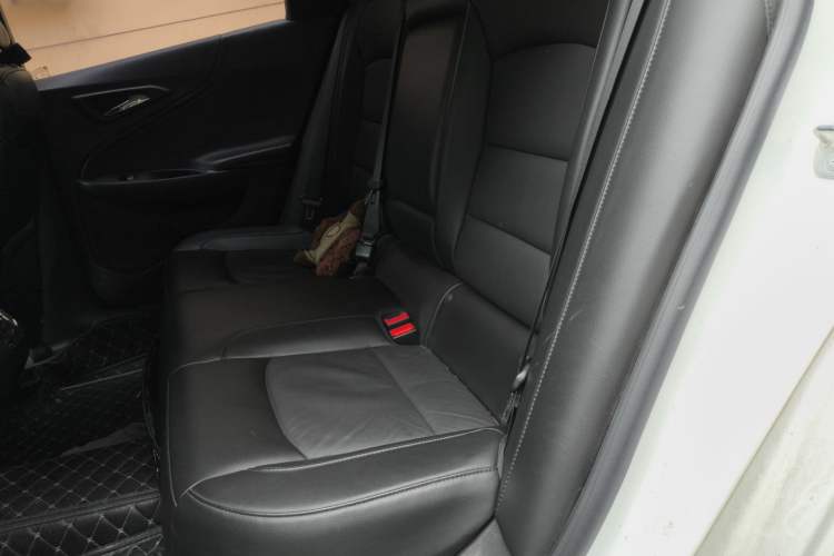 Used Chevrolet Malibu XL 2016 1.5T Dual-Clutch Ruichi Edition Left Rear Seat