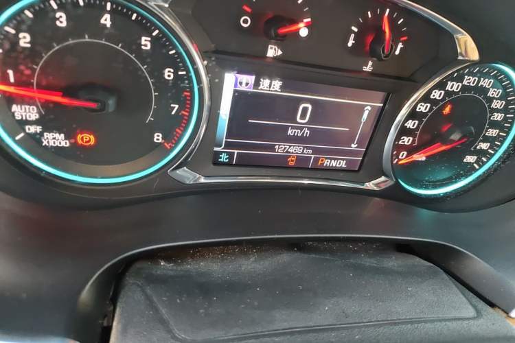 Used Chevrolet Malibu XL 2016 2.5L Automatic RuiZun Edition Odometer Close Up
