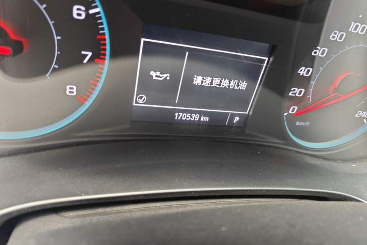 Used Chevrolet Malibu XL 2016 1.5T Dual-Clutch Ruichi Edition Odometer Close Up