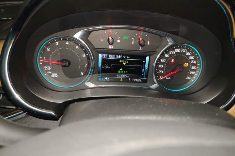 Used Chevrolet Malibu XL 2016 2.5L Automatic RuiZun Edition Odometer Close Up