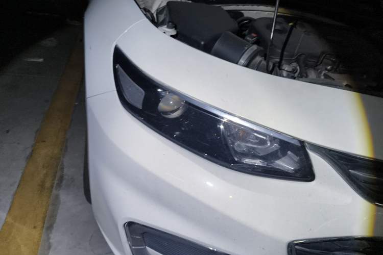 Used Chevrolet Malibu XL 2016 1.5T Dual-Clutch Ruichi Edition Right Front Headlight