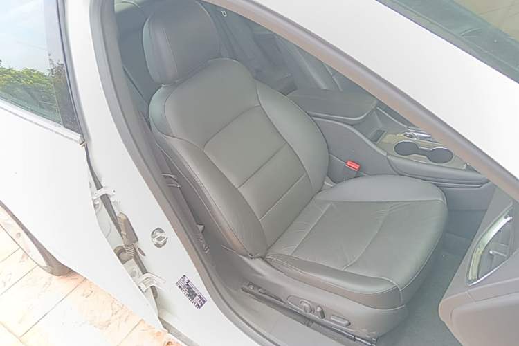 Used Chevrolet Malibu XL 2016 1.5T Dual-Clutch Ruibao Edition Right Front Seat