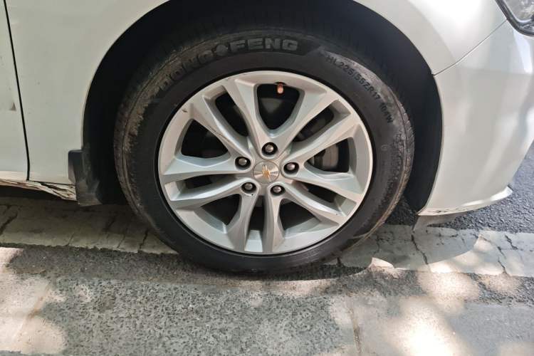 Used Chevrolet Malibu XL 2016 1.5T Dual-Clutch Ruichi Edition Right Front Wheel Hub