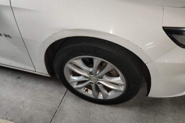 Used Chevrolet Malibu XL 2016 1.5T Dual-Clutch Ruichi Edition Right Front Wheel Hub
