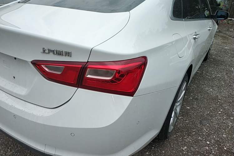 Used Chevrolet Malibu XL 2016 2.5L Automatic RuiZun Edition Right Rear Taillight