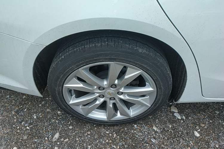 Used Chevrolet Malibu XL 2016 2.5L Automatic RuiZun Edition Right Rear Wheel Hub