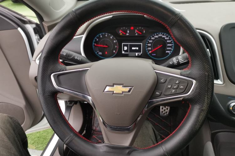 Used Chevrolet Malibu XL 2016 1.5T Dual-Clutch Enjoyment Edition Steering Wheel