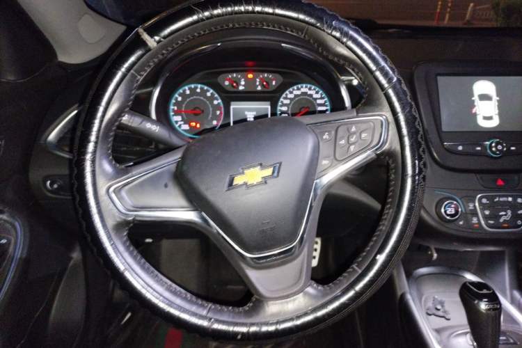 Used Chevrolet Malibu XL 2016 1.5T Dual-Clutch Ruichi Edition Steering Wheel