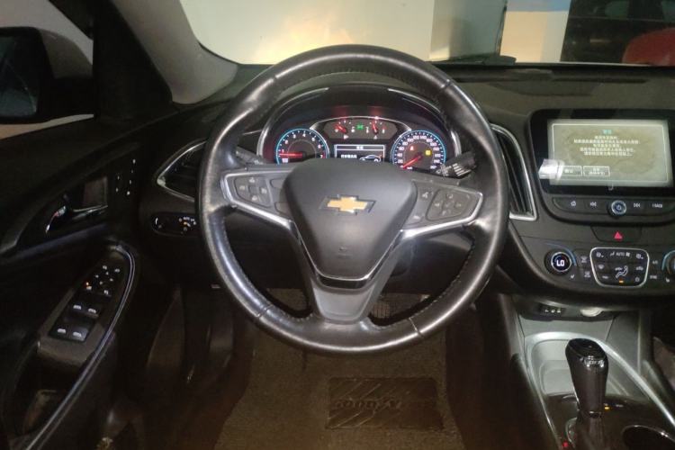 Used Chevrolet Malibu XL 2016 1.5T Dual-Clutch Ruibao Edition Steering Wheel