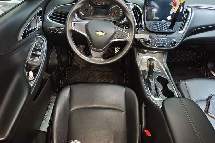 Used Chevrolet Malibu XL 2016 1.5T Dual-Clutch Ruichi Edition Steering Wheel