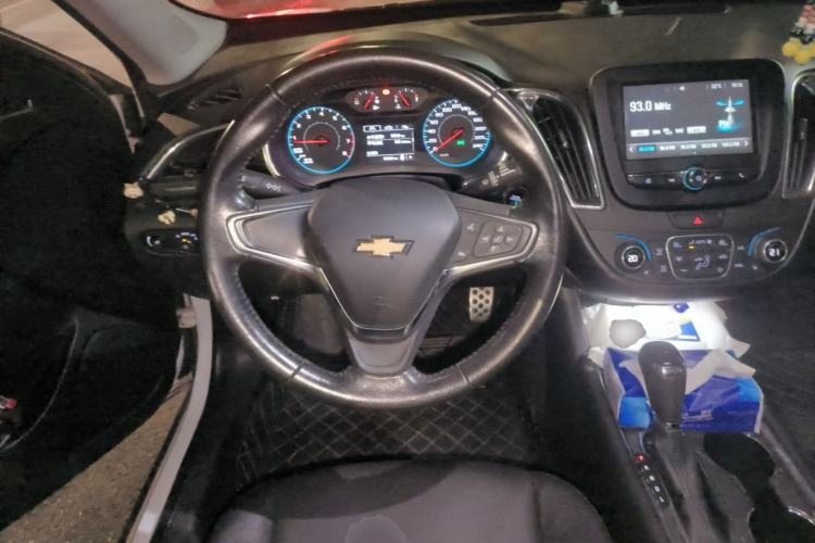 Used Chevrolet Malibu XL 2016 1.5T Dual-Clutch Ruichi Edition Steering Wheel