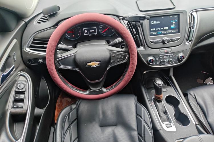 Used Chevrolet Malibu XL 2016 1.5T Dual-Clutch Ruichi Edition Steering Wheel