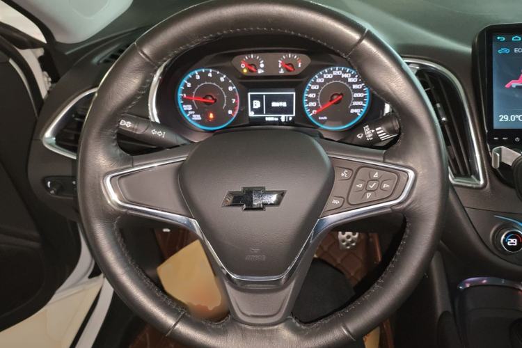 Used Chevrolet Malibu XL 2016 1.5T Dual-Clutch Ruichi Edition Steering Wheel
