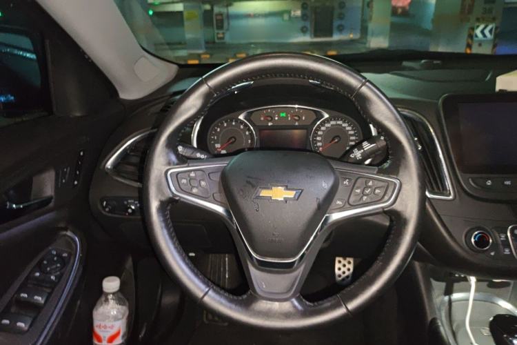 Used Chevrolet Malibu XL 2016 1.5T Dual-Clutch Ruibao Edition Steering Wheel