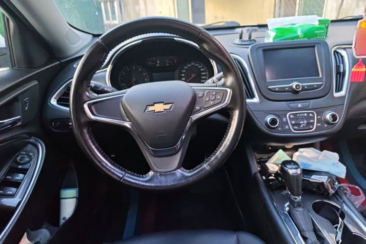 Used Chevrolet Malibu XL 2016 1.5T Dual-Clutch Ruichi Edition Steering Wheel