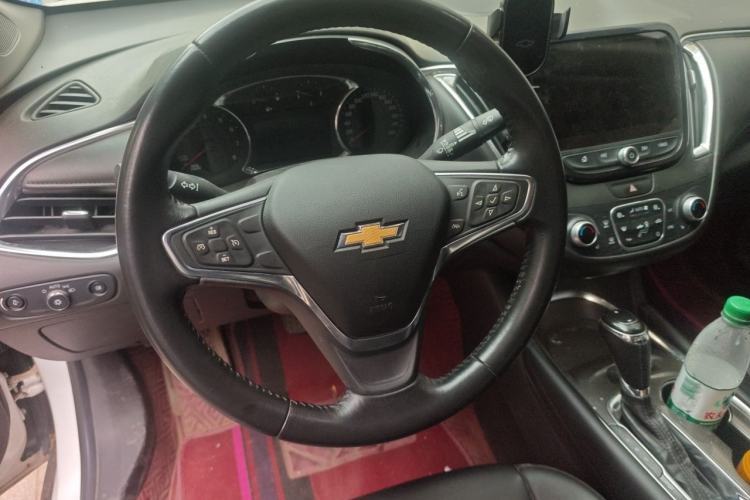 Used Chevrolet Malibu XL 2016 1.5T Dual-Clutch Ruibao Edition Steering Wheel