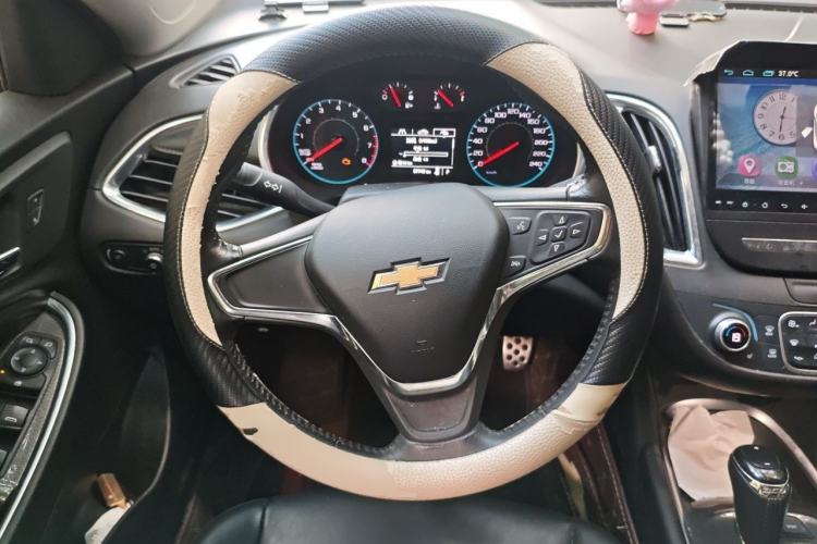 Used Chevrolet Malibu XL 2016 1.5T Dual-Clutch Ruichi Edition Steering Wheel