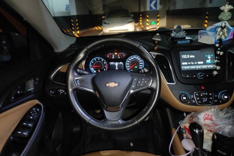 Used Chevrolet Malibu XL 2016 1.5T Dual-Clutch Ruichi Edition Steering Wheel