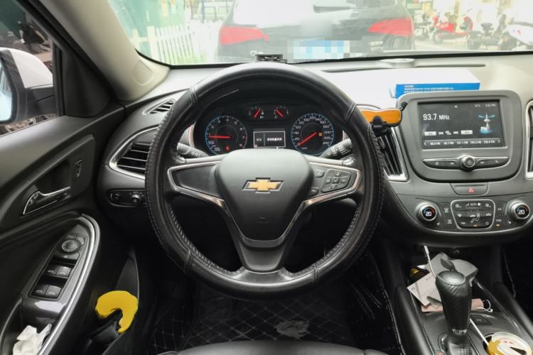 Used Chevrolet Malibu XL 2016 1.5T Dual-Clutch Ruichi Edition Steering Wheel