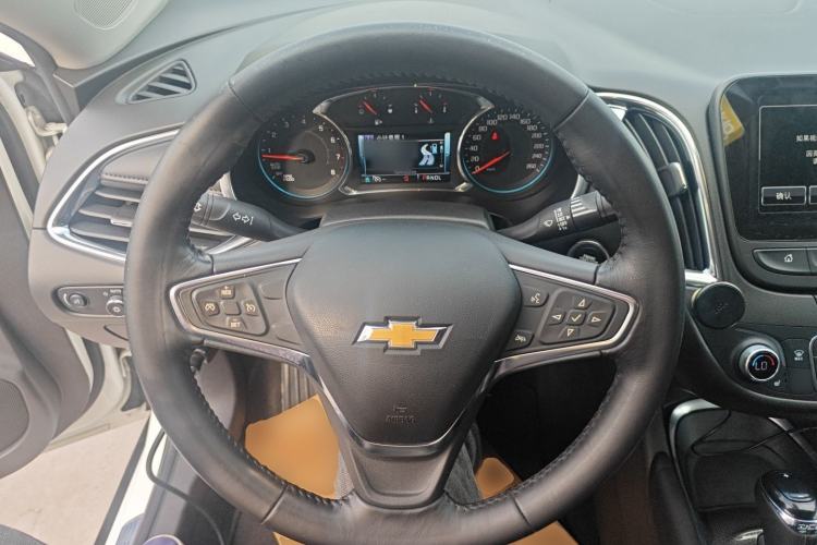 Used Chevrolet Malibu XL 2016 1.5T Dual-Clutch RuiShang Edition Steering Wheel
