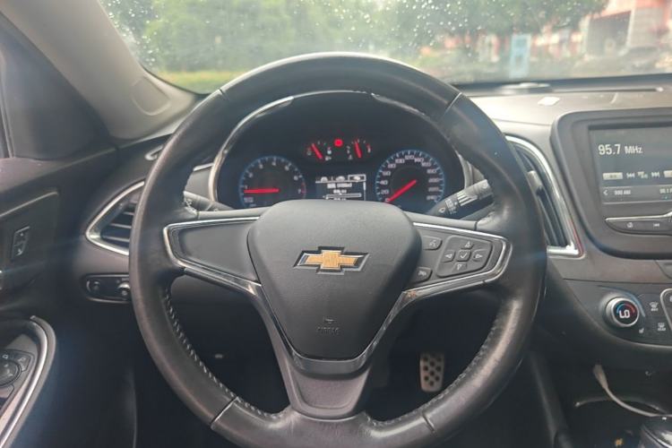 Used Chevrolet Malibu XL 2016 1.5T Dual-Clutch Ruichi Edition Steering Wheel