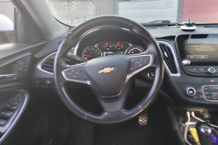 Used Chevrolet Malibu XL 2016 1.5T Dual-Clutch Ruibao Edition Steering Wheel
