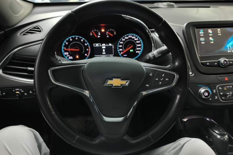 Used Chevrolet Malibu XL 2016 1.5T Dual-Clutch Ruichi Edition Steering Wheel
