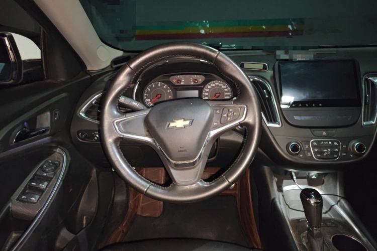 Used Chevrolet Malibu XL 2016 1.5T Dual-Clutch Ruichi Edition Steering Wheel